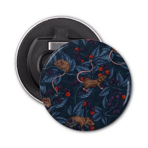 Muizen en bramen op de marine button flesopener