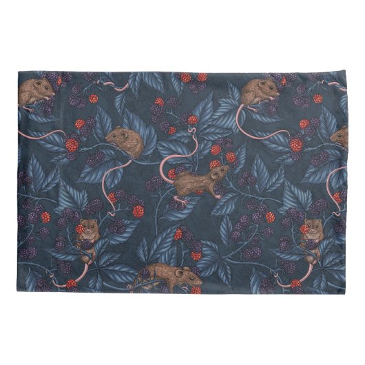 Muizen en bramen op de marine kussensloop (Achterkant-Links)