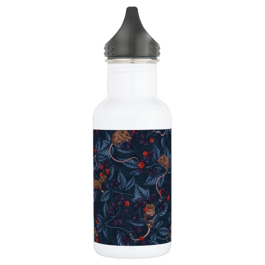 Muizen en bramen op de marine waterfles  (Links)