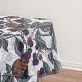 Muizen en bramen op wit tafelkleed (Voorbeeld)