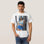 Mujer modelo posando t-shirt (Voorkant volledig)