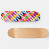 Multi gekleurd Zigzag Chevron Patroon Ontwerp Persoonlijk Skateboard (Horizontaal)