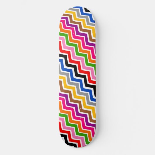 Multi gekleurd Zigzag Chevron Patroon Ontwerp Persoonlijk Skateboard (Voorkant)