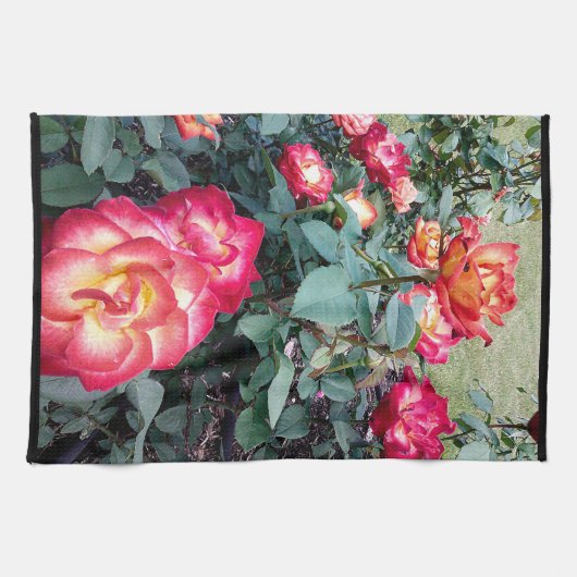 MULTI GEKLEURDE ROZEN handdoek (Horizontaal)