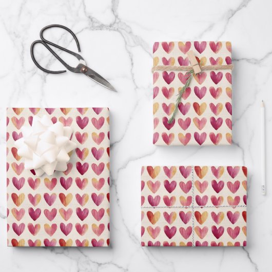 Multi Kleur Hartjes op Ivoor Inpakpapier Vel (Voorkant)