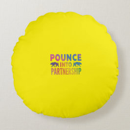Multi kleur "Pounce into Partnership" woordprint Rond Kussen