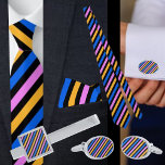Multi Kleurrijke Gestreept Stropdas<br><div class="desc">Multi Kleurrijke Gestreepte stropdas.</div>