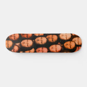 Multi-Mona in Orange Skateboard (Horizontaal)