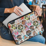 Multi Photo Collage Simple Moderne Hexagon Pattern Laptop Sleeve<br><div class="desc">Multi Photo Collage Simple Modern Hexagon Honeycomb Pattern Personalized Electronics Laptop Sleeves Hoesjes is voorzien van een fotocollage van uw favoriete foto's in een zeshoekige vorm. Perfect voor cadeaus voor verjaardag, kerst, Moederdag, Vaderdag, grootouders, broer, zus, beste vriend en meer. FOTO TIP: centreer je foto's voordat je ze uploadt naar...</div>