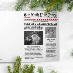 Multi Photo North Pole News Kerstmis Funny Drieluik Wenskaart<br><div class="desc">Extra Extra lezen er alles over. De North Pole Times brengt je de nieuwste en beste nieuwsartikelen uit de Noordpool, groeten aan iedereen met deze lofbare en leuke manier om vrolijk kerstfeest en Prettige feestdagen groeten naar jou en jou te sturen. Dit ontwerp staat u toe om zoveel aan uw...</div>