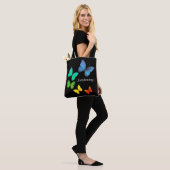 Multicolore Butterflies op Black Tote Bag (Op model)