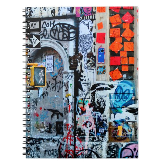 MULTICOLORED WALL PAINTING NOTITIEBOEK (Voorkant)