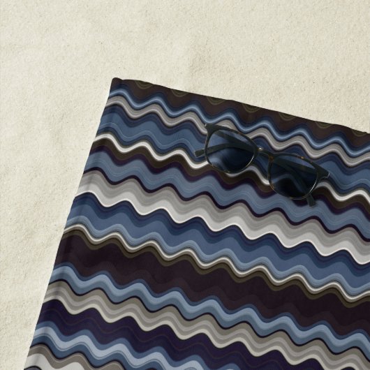 Multicolored Wavy Pattern Strandlaken (In situ)