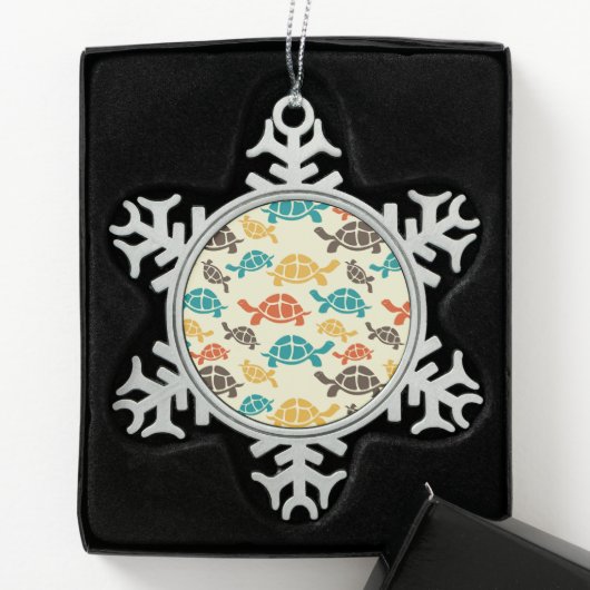 Multicolorschildpad Tin Sneeuwvlok Ornament (Kistje)
