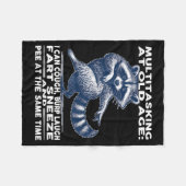 Multitasking At Old Age I Can Cough Burp Laugh Far Fleece Deken (Voorkant (Horizontaal))