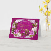 Mum, het Wenskaart van het Moederdag met het Kaart (Gele Bloem)