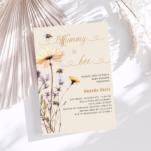 Mummie om bij wilde bloem geel beige baby shower kaart