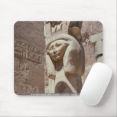 Mummy head relief, Capitols of Hathor Temple, Ha Muismat (Met muis)