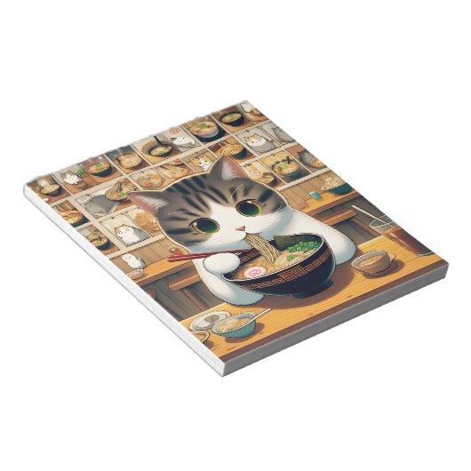 Munchkin Cat Eating Ramen Notitieblok (Schuin)