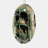 munich neues rathaus glockenspiel keramisch ornament (Rechts)