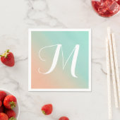 Munt en perzik ombre fade monogram servet (Insitu)