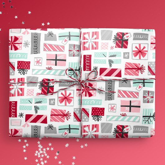 Munt en rode kerstcadeaus cadeaupapier