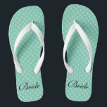 Munt polka dots patroon trouw bruid flipsflops teenslippers<br><div class="desc">Muntgroene stippen patroon naam monogram trouw teenslippers. Aangepaste bandkleur voor hem en haar / mannen en vrouwen. Aangepaste achtergrondkleur en gepersonaliseerde naam initiaal. Moderne trendy gestippelde design sandalen. Cute party favor voor strandthema trouwdag, huwelijk, bruidsfeest, verlovingsfeest, jubileum, verjaardag, bbq, vrijgezellenfeest, meidenweekendtrip etc. Gestreept print teenslippers met stijlvol monogram-letter. Maak uw...</div>