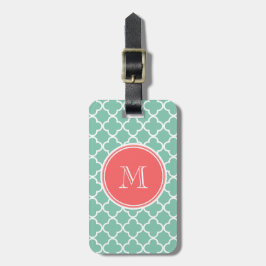 Muntgroen quatrefoil patroon, koraal monogram bagagelabel