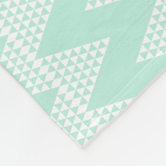 Muntgroen Witte Geometrische Chevron Patroon Fleece Deken (Hoek)