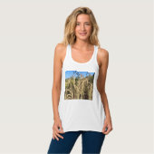 Murugi Draag Bella+Canvas Flowy Racerback Tanktop (Volledige Voorkant)