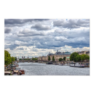 Musée d'Orsay en Seine River - Parijs, Frankrijk Foto Afdruk
