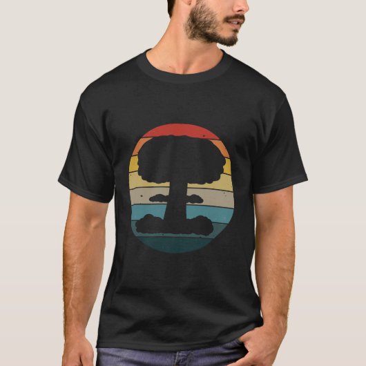 Mushroom Cloud Nuclear  Sun Retro Bomb Nuke T-shirt (Voorkant)