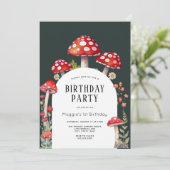Mushroom Cottage Woodland Verjaardag uitnodiging (Staand voorkant)