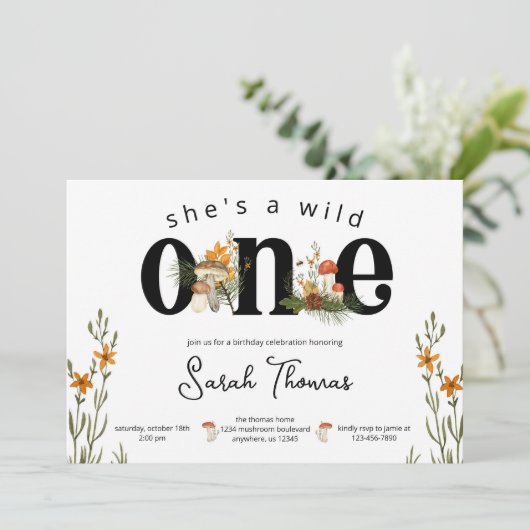 Mushroom en Wilde Bloemen Verjaardaguitnodiging Kaart (Staand voorkant)
