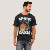Mushroom Hunting SporeGasm Morel Hunter Foraging T-shirt (Voorkant volledig)