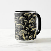 Mushroom Magic: Bold Black & White Coffee Mok (Voorkant rechts)