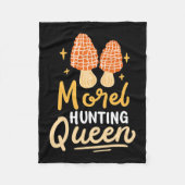 Mushroom Morel Hunting Queen Fleece Deken (Voorkant)