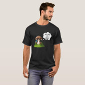 Mushroom Picker or Mushroom Hunter picking mushroo T-shirt (Voorkant volledig)