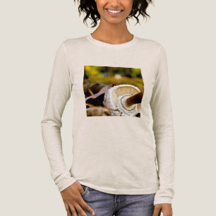 Mushroom Stilleven Waar Is Alice? T-Shirt
