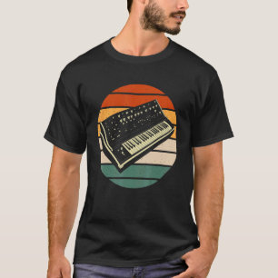 Musician Synthesizer Player Music Retro Synthesi T-shirt