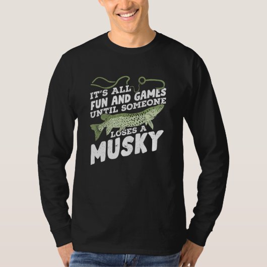 Musky Fishing Design for a Fisherman T-shirt (Voorkant)