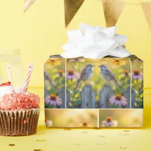 Mussen neergestreken op hek piket cadeaupapier