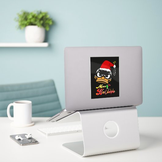 Must Believe Christmas Sticker (Laptop op bureau)
