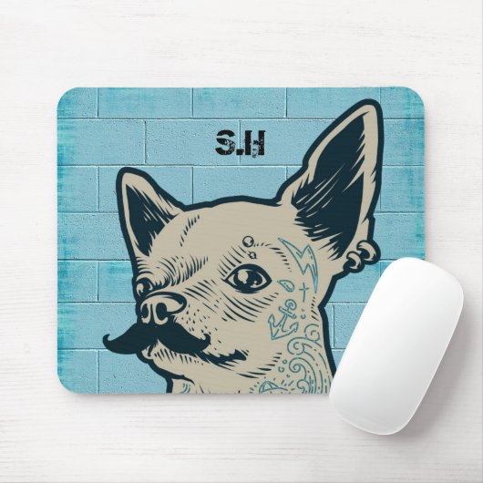 Mustache Chihuahua Graffiti Wall Monogram Muismat (Met muis)