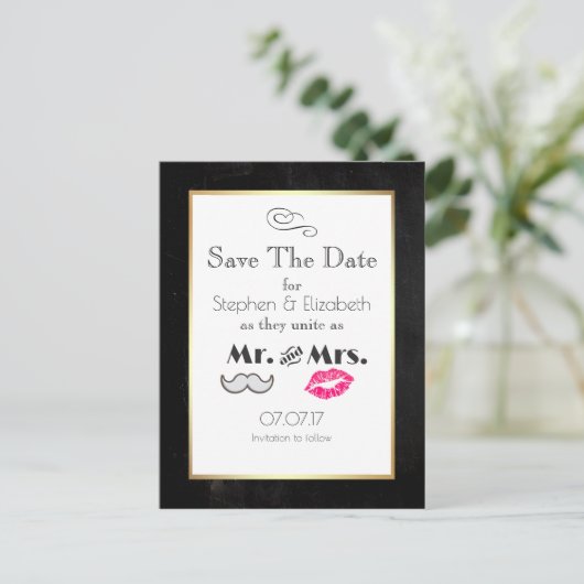Mustache en lippen Mr en Mrs Save the Date Aankondigingskaart (Staand voorkant)