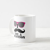 Mustache Humor met roze zonnebril Koffiemok (Voorkant links)