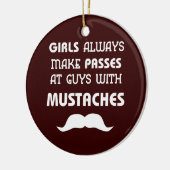 Mustache Keramisch Ornament (Links)