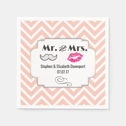 Mustache & Lips Mr. en mevrouw Peach Chevron Weddi Servet (Voorkant)