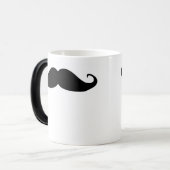 Mustache. Magische Mok (Voorkant links)