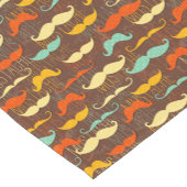 Mustache patroon korte tafelloper (Hoek)